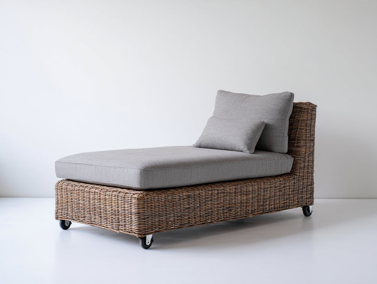 Lettino prendisole - Rattan-Tessuto - 185x82x86 cm - Marrone-Grigio chiaro - Stile naturale con ruote